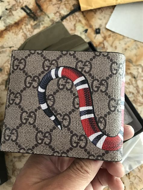 gucci wallet lookup.